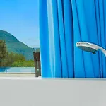 Uezuemlue 2 Bedroom Secluded With Private Pool Hot Tub Villa *