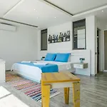 Uezuemlue 2 Bedroom Secluded With Private Pool Hot Tub Willa *