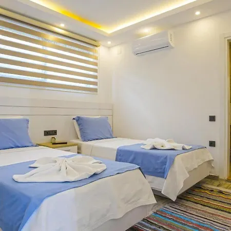 Villa Uezuemlue 2 Bedroom Secluded With Private Pool Hot Tub Kalkan