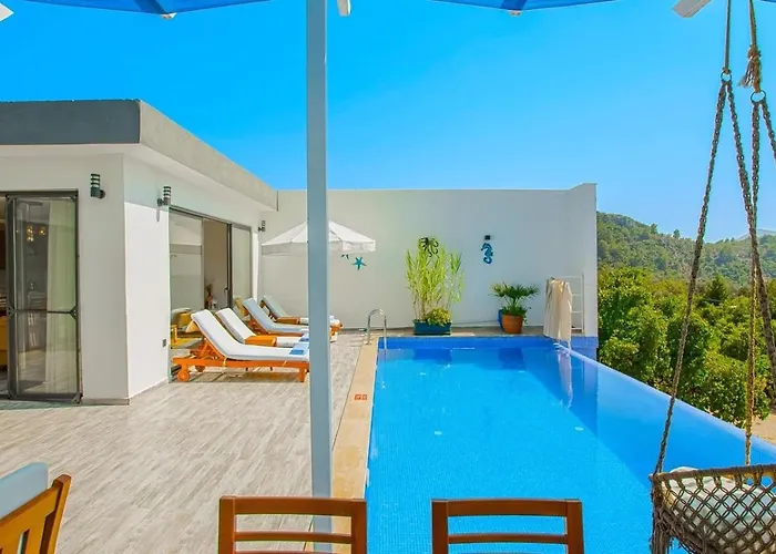 Villa Uezuemlue 2 Bedroom Secluded With Private Pool Hot Tub