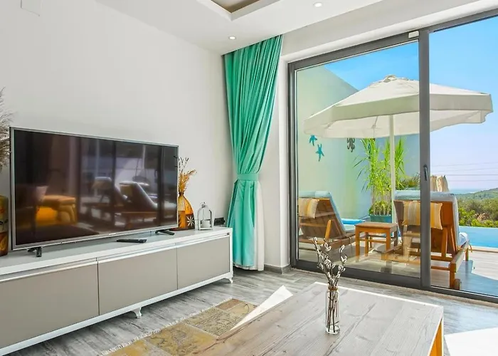Uezuemlue 2 Bedroom Secluded With Private Pool Hot Tub * Kalkan