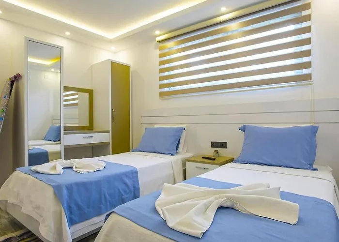 Villa Uezuemlue 2 Bedroom Secluded With Private Pool Hot Tub *